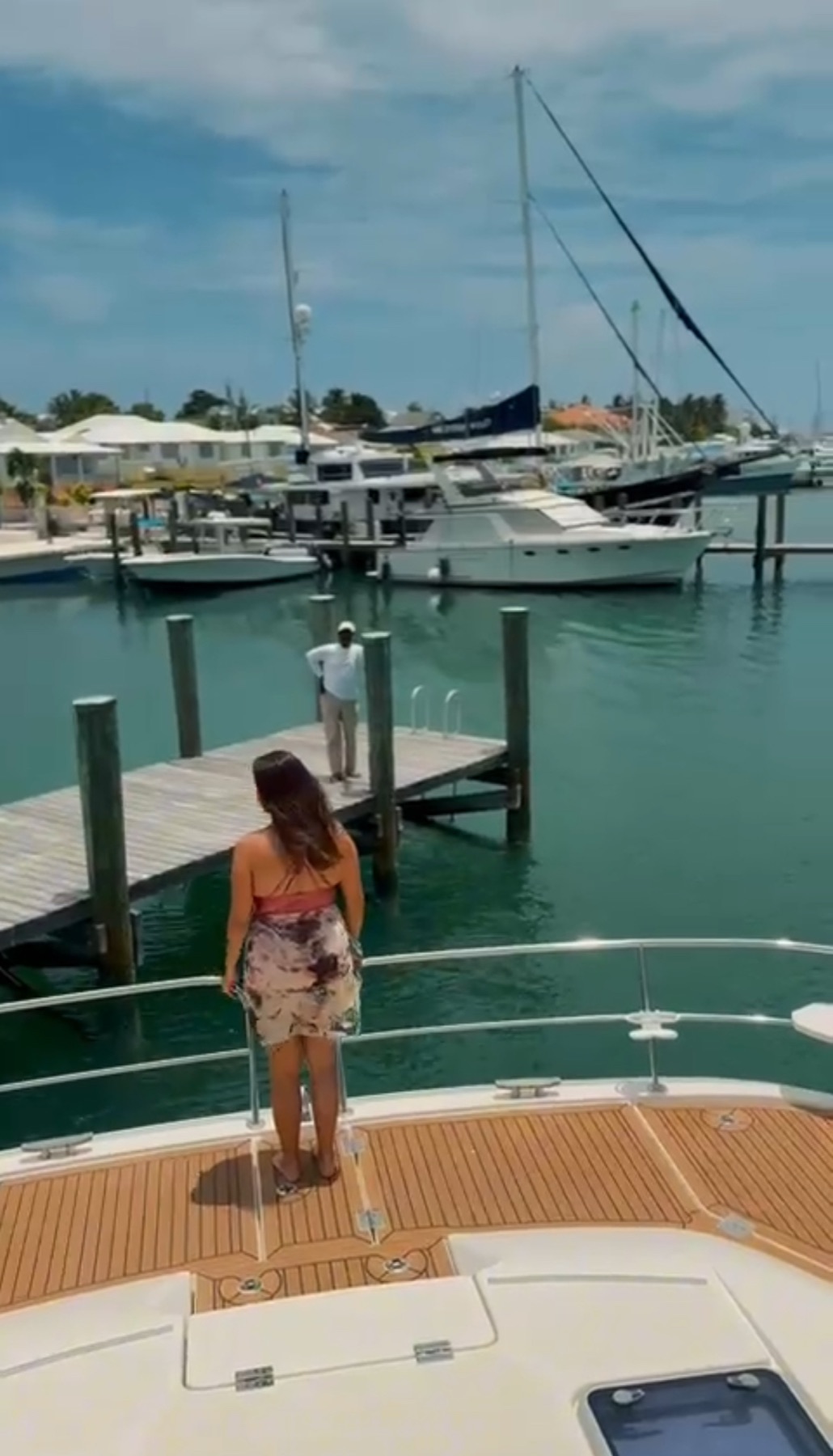 Coming alongside aboard Beach Boomer