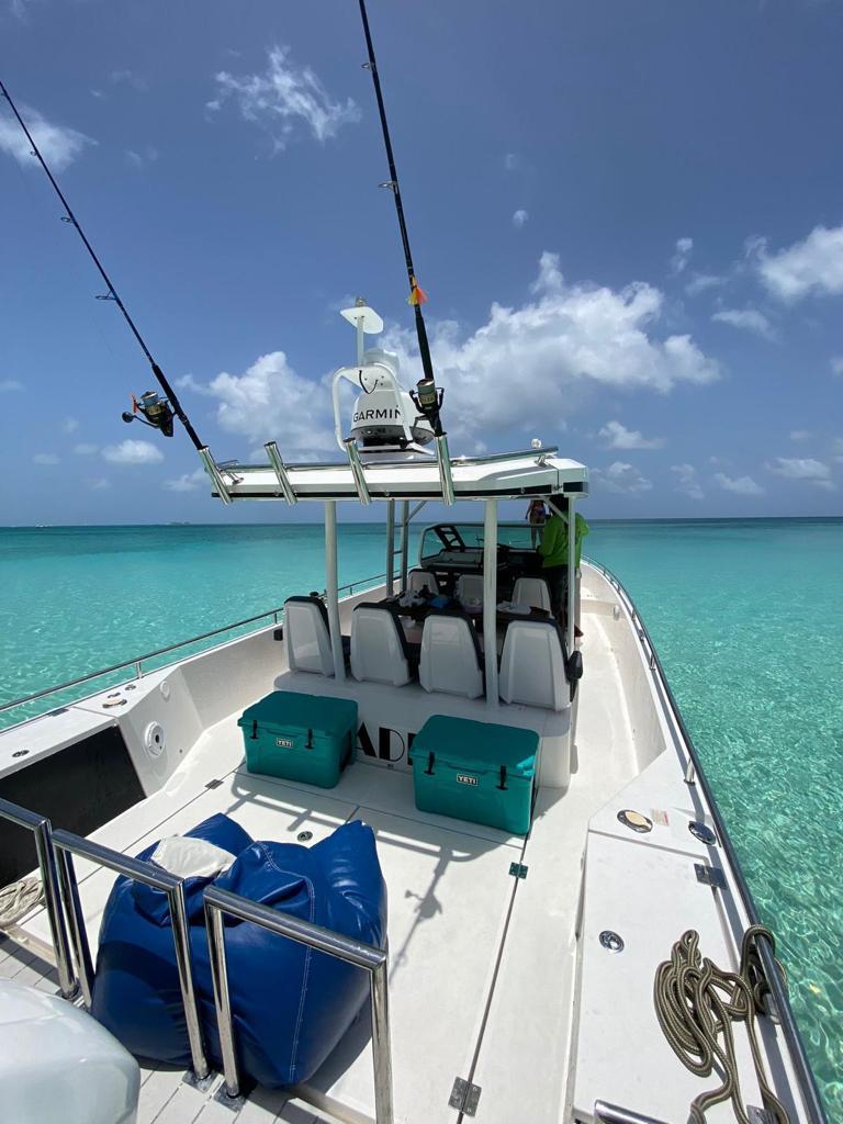 Island Hopper under way